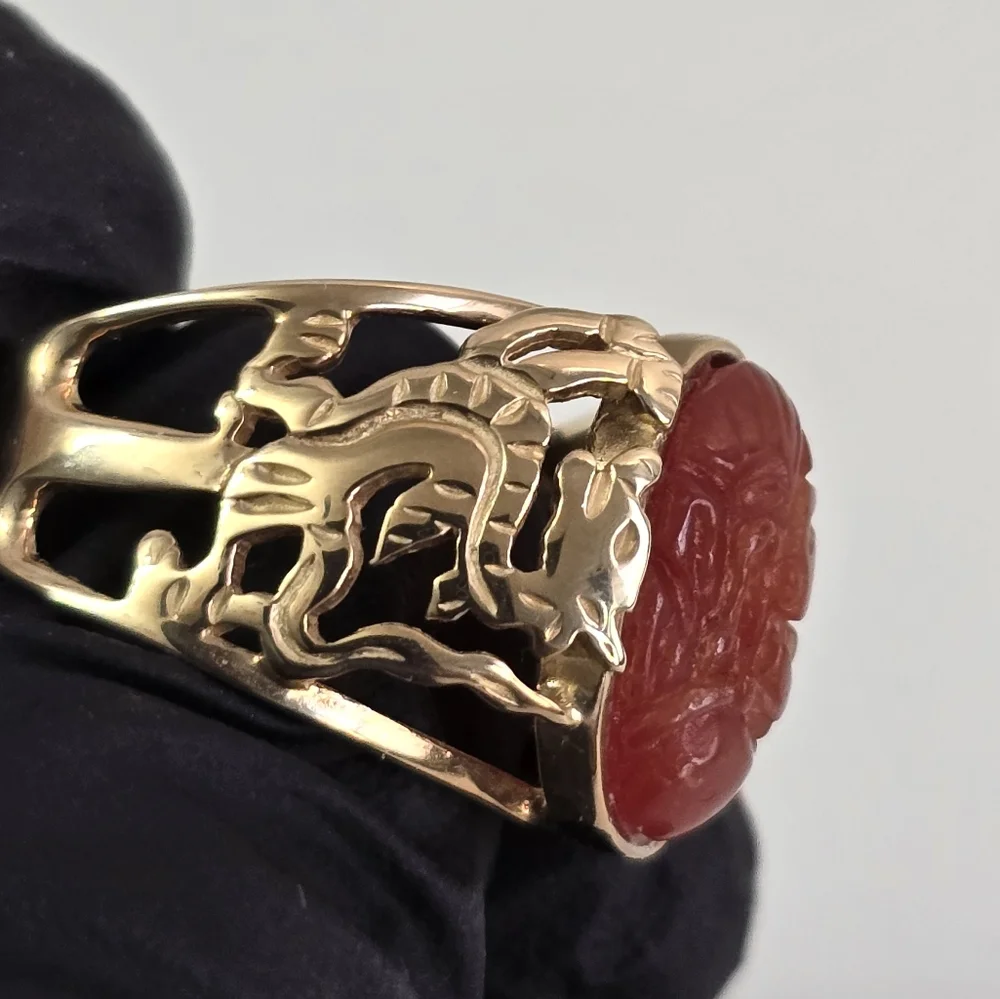Heavy Rare / 14K Gold Carnelian Carved Chinese Dragon Ring